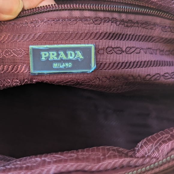 Prada Tessuto Nylon Bordeaux Handbag- Like New With No Tags - Picture 6 of 12